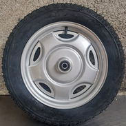 Goma delantera 3.75x12 con llanta - Img 57457002