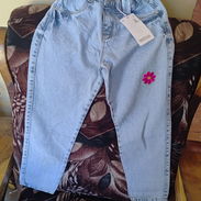 Pantalón de niña boyfriend marca Zara en 8500$ Talla 5_7 según la constitución de la niña - Img 55740602