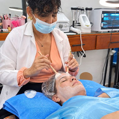 Servicio de faciales (Limpieza facial) - 2/6