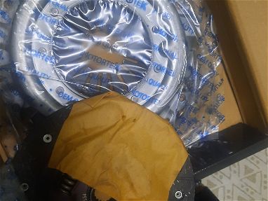 Disco de cloche y plato nuevos en su caja mitsubishi lancer - Img main-image-45733022