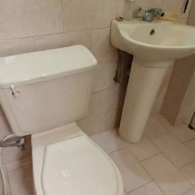 Vendo o permuto por menor y vuelto zonas HVieja Stos Suárez Víbora Plaza y oigo propuestas. - Img 118396342