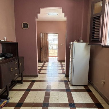 Casa independiente con garaje y negocio. Calle B en Lawton. 3/4, 2 baños. Tel. 52703482 - Img 124824915