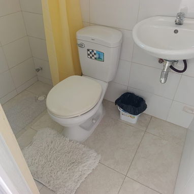 Se alquila apartamento independiente - 3/8