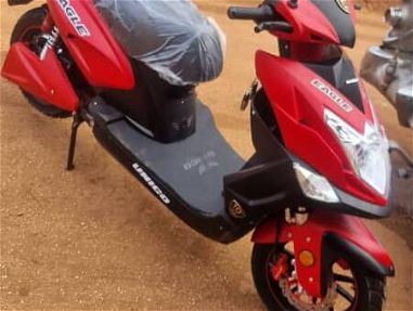 Se vende moto Eléctrica (Skuter) nueva 0km/h - Img 67765157