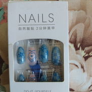 uñas con pegamento diseños varios - Img 57873968