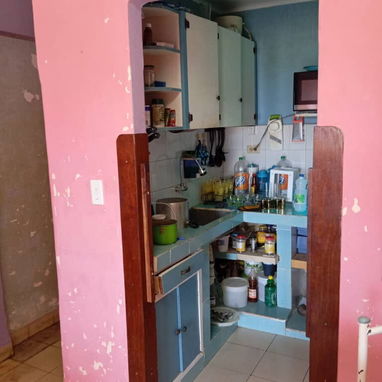 Ref # 82.Ofertaaaa a la venta apto de un cuarto frente de calle con balcón y super céntrico!!!! - 10/10