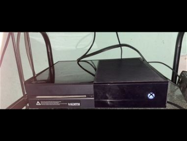 Xbox One con 2 mandos - Img main-image