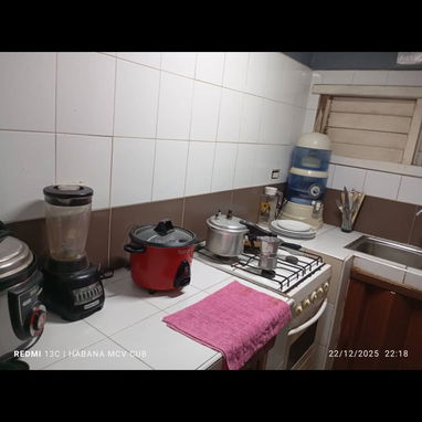 Cambio apt Miramar playa por carro moderno - Img 121270770