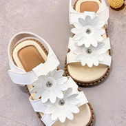 Sandalias Blancas para Niña - Img 56757585