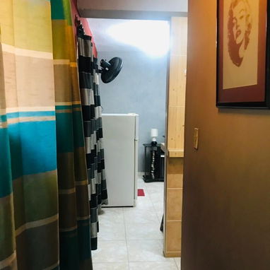 🏠 Apartamento de Renta Lineal Habana Vieja. 💡 Energía Eléctrica las 24 horas. 🛏️1 habitación climatizada - Img 118715731