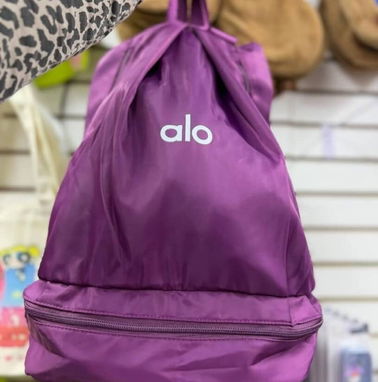 Bolsos pink y VS, mochilas Alo - Img 97177767