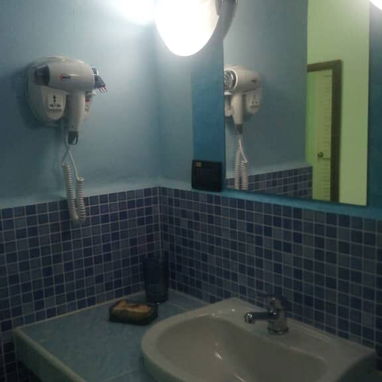 Venta de hostal en boca Camarioca - Img 115312391