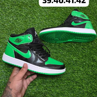 Se venden tenis de hombre y mujer - Img 121785569