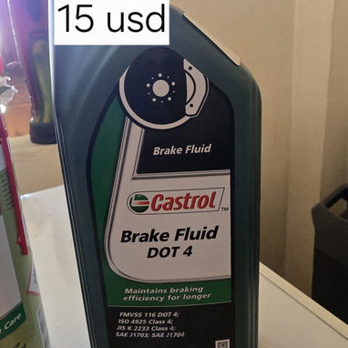 Liquido de frenos, aceite castrol y mucho mas... - 3/7