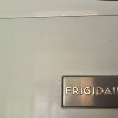 Refrigerador marca Frigidaire 10 pies (de uso) - 3/4