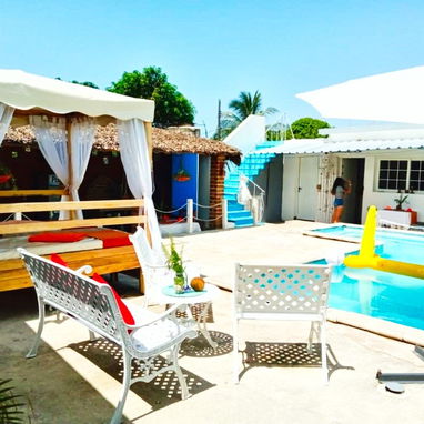 Renta de casa en la playa con piscina en Guanabo. Alquiler de casa de lujo con piscina en la playa - Img 120968893