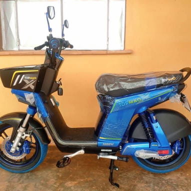 *BICIMOTO TOPMAQ EVOLUTION*  ⚙️ Especificaciones: • Motor: 3000 W • Voltaje: 48 V • Batería: 45 Ah • Controlador / Caja: - 2/5