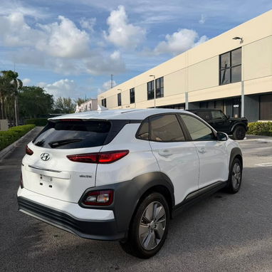 Hyundai Kona 2023 - 4/4