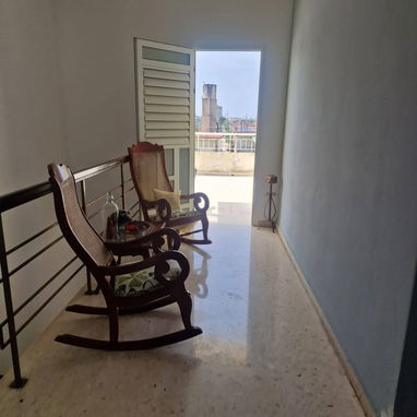Casa independiente de 3 pisos en Lawton - 10/10