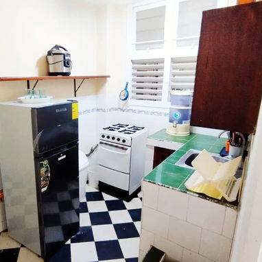 🏡 Apartamento independiente de 1 habitación en Centro Habana – Amplio balcón  REF 1476 - 4/10