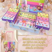 Maleta de maquillaje de labubj - Img 55855065