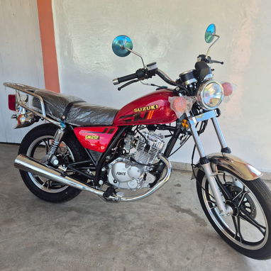Suzuki/Unidad GS* _125_ - 4/5