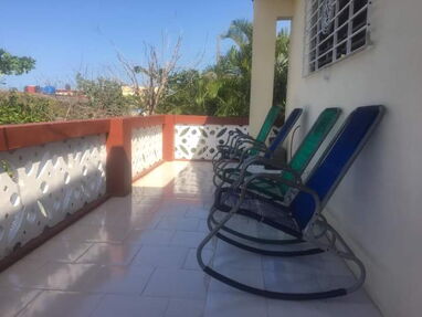 Renta casa con piscina con recirculación en Guanabo de 2 habitaciones,cocina,comedor,parrillada,parqueo,56590251 - Img 64044615