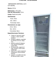 Exhibidora vertical de 12.5 pies marca Royal nueva - Img 50779896