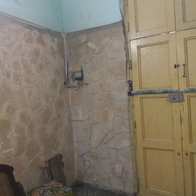 🏡*Ganga en Centro Habana de puerta de calle de puntal alto en 16mil*  🗺*Pto.de Referencia [ Callejón de Hamell ]*  😎* - Img 122400392
