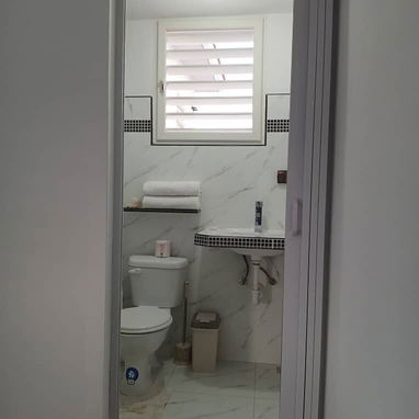 COD.Z 🌊 Renta de Apartamento en Cienfuegos | Frente al Club Cienfuegos 🇨🇺 - Img 123061660