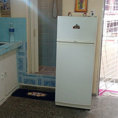 SE RENTA APTO PRIVADO DE UN DORMITORIO EN EL VEDADO. POR 19 Y 6. 54026428 - Img 114228292
