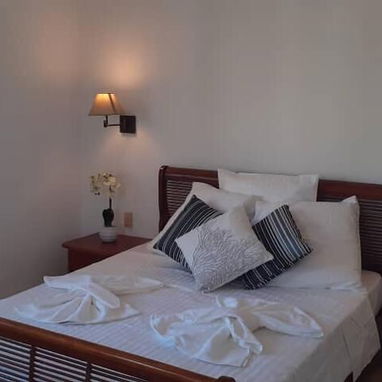 Alquiler de apartamento por tiempo indefinido en el Vedado. Renta lineal de apartamento de lujo con respaldo energético - Img 125748765