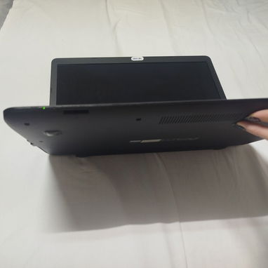 Laptop Asus 250 USD - 2/4
