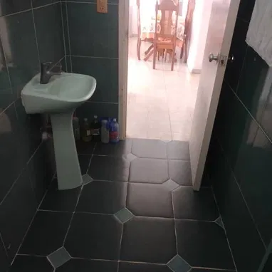 🏡 *APARTAMENTO EN VENTA – VEDADO* - 8/10