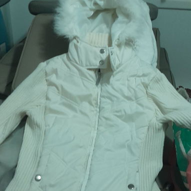 Vendo abrigo de uso y vestido nuevo - 2/3