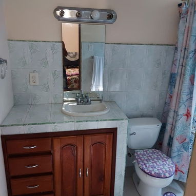 🏡*100_El palacio en SAN MIGUEL EN PAULA [ Siboney ] Se venden 3 casas juntas ‼️‼️‼️ dos abajo,puertas de calle,una al l - Img 122188456