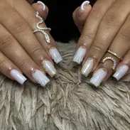 Manicuri profesional - Img 58178752