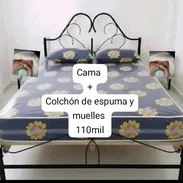 Cama y colchón de espuma y muelles - Img 57656612