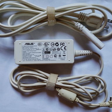 Cargador para ordenadores portátiles Asus, 40W/19V/2.1A módele:EXA0901XH 53274327 - Img 103215078