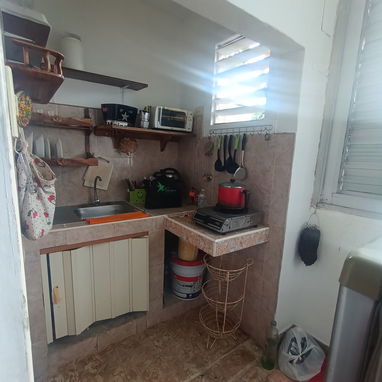 Se alquila apto en Playa 1 cuarto - Img 122789181