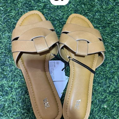 Sandalias Zaras ✨ número disponible en las fotos 40 USD 💵 - 2/7