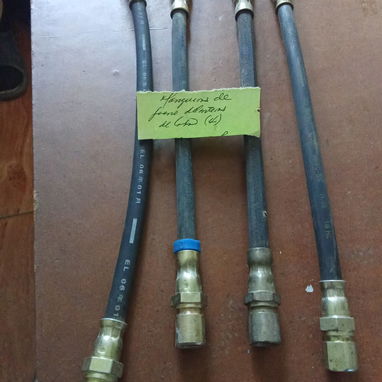 Se venden mangueras de freno delanteras y traseras de lada. - Img 122494359