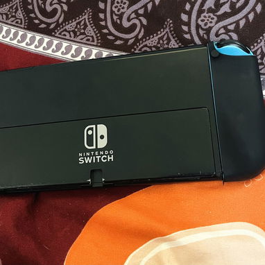 Nintendo Switch oled con todos sus accesorios - 2/4