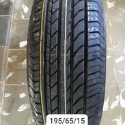 Neumáticos de carro nuevos - Img 45365679