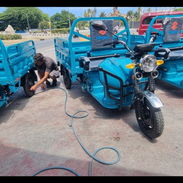 *TRICICLO ELÉCTRICO IZUKI TITAN:*. 5 Baterías de 60 v x 30 ah Autonomía 80 km Capacidad 600 kg mensajería incluida - Img 55880645