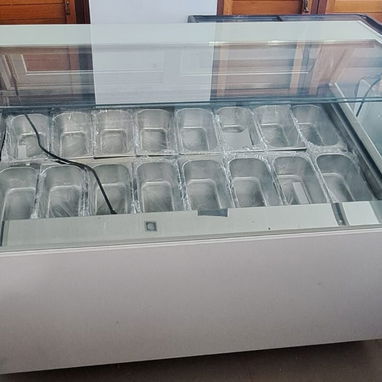 Mostrador para helados nuevo a estrenar nevera mostrador para helados - Img 123449042