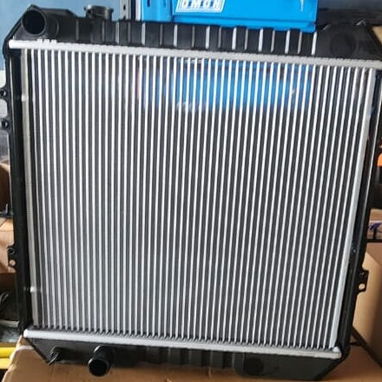 RADIADOR TOYOTA HILUX Nuevo en caja en 150USD Tel.53714462 - 2/2