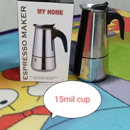 Cafetera d 6 tasas d acero inoxidable nuevo en caja - Img 57694828
