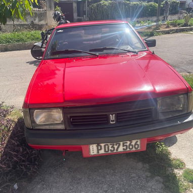 Vendo aleko motor original de gasolina  en perfecto estado con equipos de música alarma y cierre central llamar al priva - 3/3