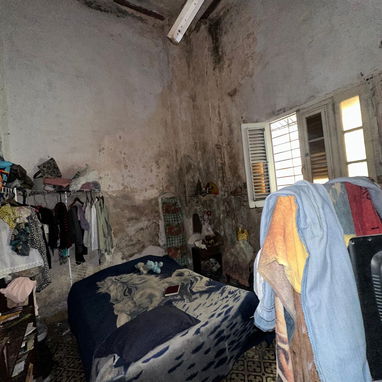 🏡 Venta de Casa en el Vedado – Ubicación Premium  Oportunidad única en el corazón del Vedado, específicamente en 25 y E - Img 122388653